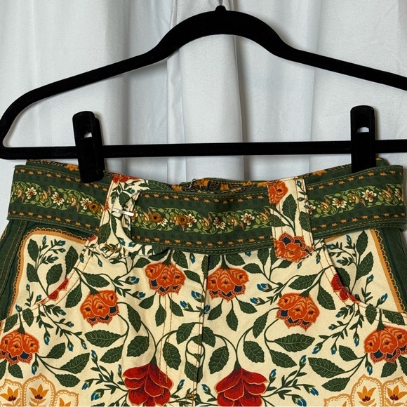 Farm Rio Sand Garden Tapestry Shorts Womens 29 NWT - Picture 4 of 15